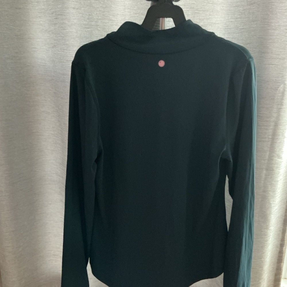 Yogalicious Green Long Sleeve Activewear - Picture 8 of 8